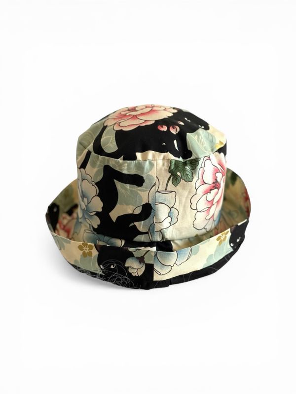 HAT WITH BRIM