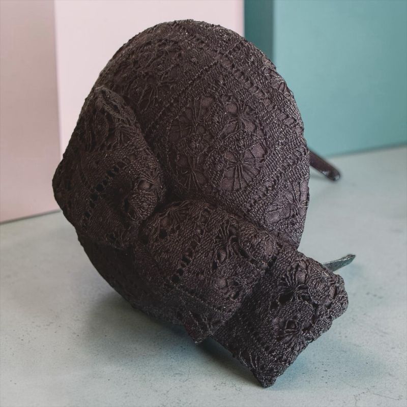 FASCINATOR 