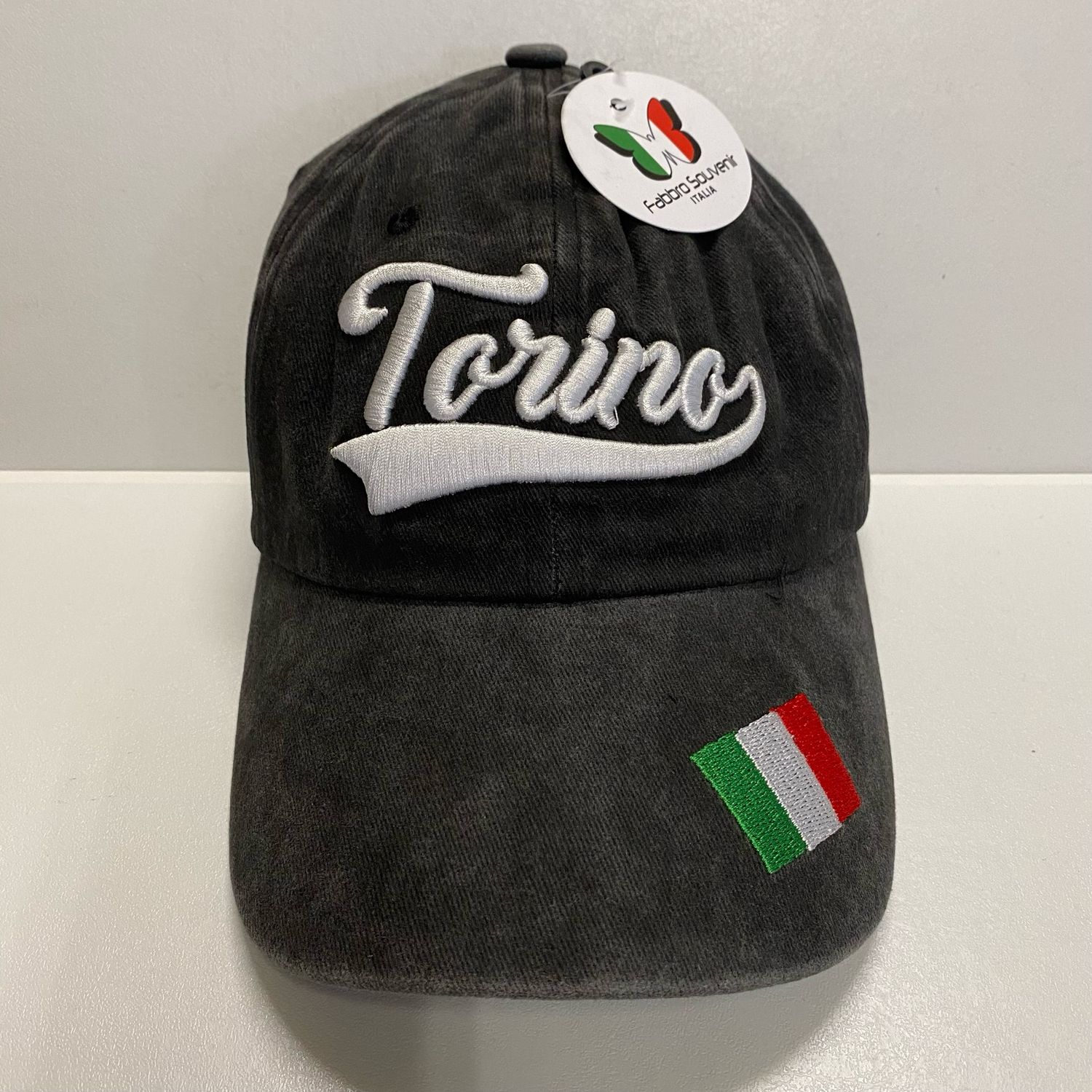 Cappello Torino corsivo