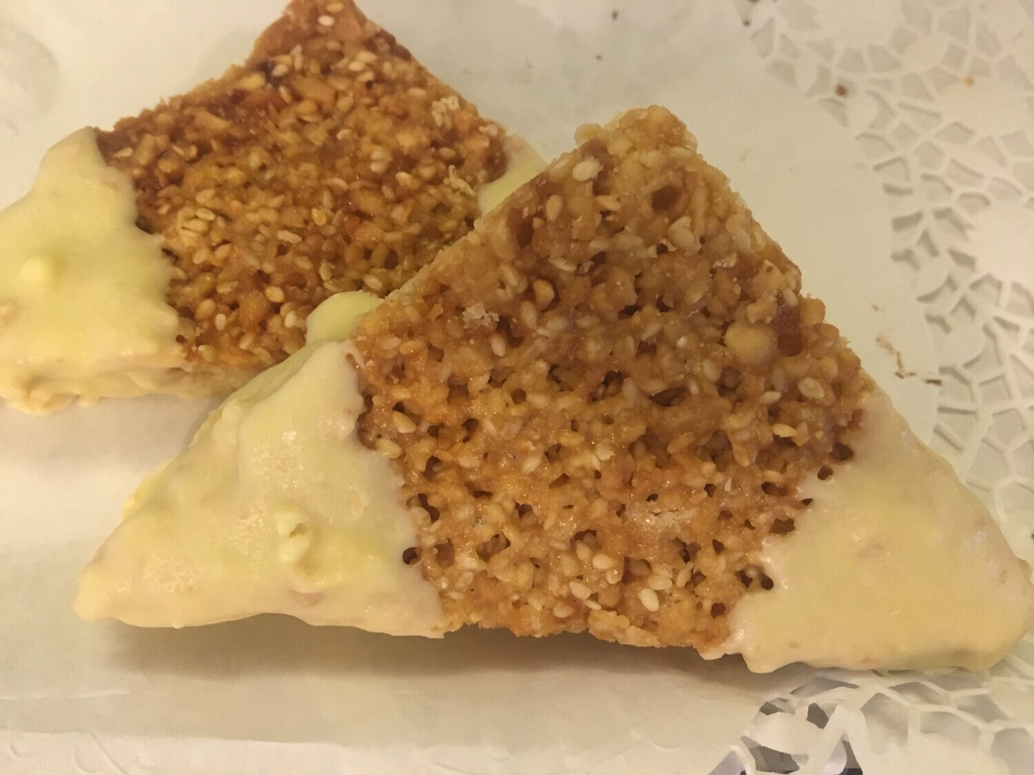 Erdnuss-Sesam-Ecken - 6 Stück oder 12 Stück