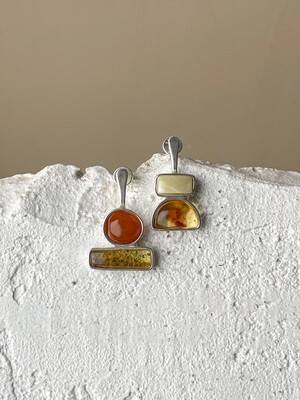 Серебряные асимметричные серьги с медовым янтарем, 4,18гр