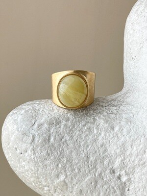 Statement ring with honey amber, size 17