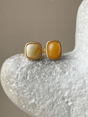 Двойное кольцо с медовым янтарем, размер 16,5