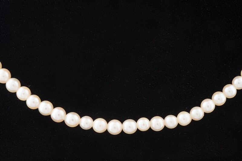 Round Pearl Necklace Round Pearl Necklace
