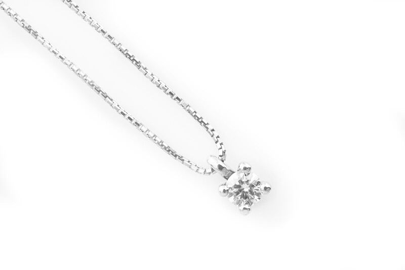 0,13 ct Diamond Necklace
