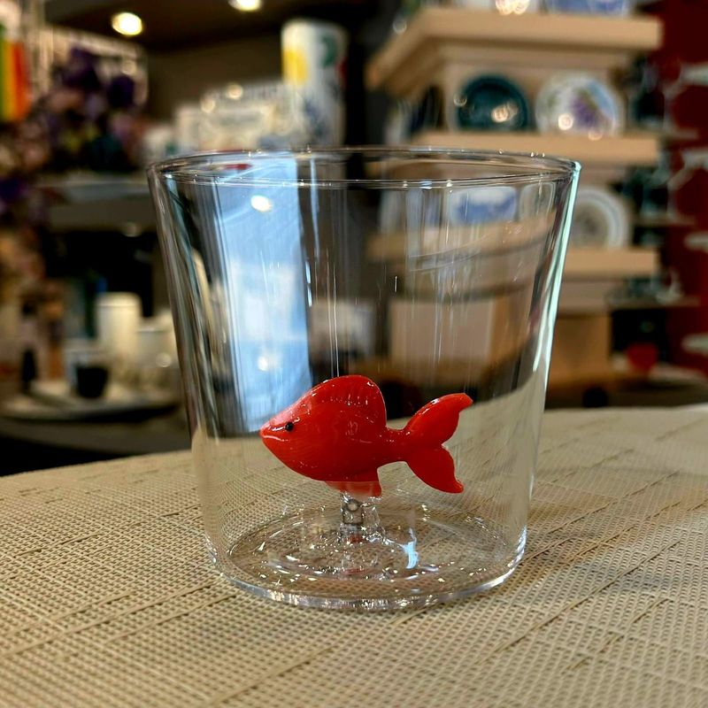 Verre Poisson  Rouge – Ichendorf Milano – Design par Alessandra Baldereschi
