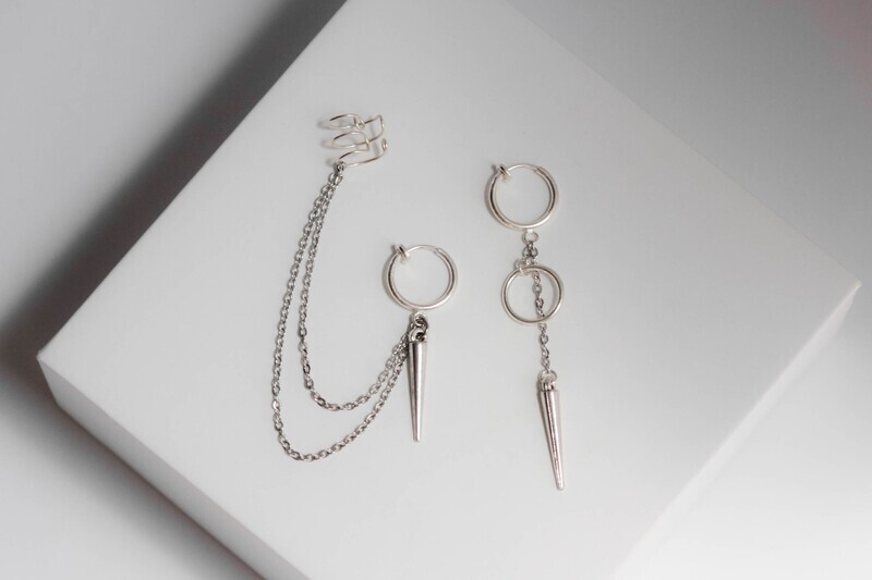 Spike and Hoop Asymmetrical Set