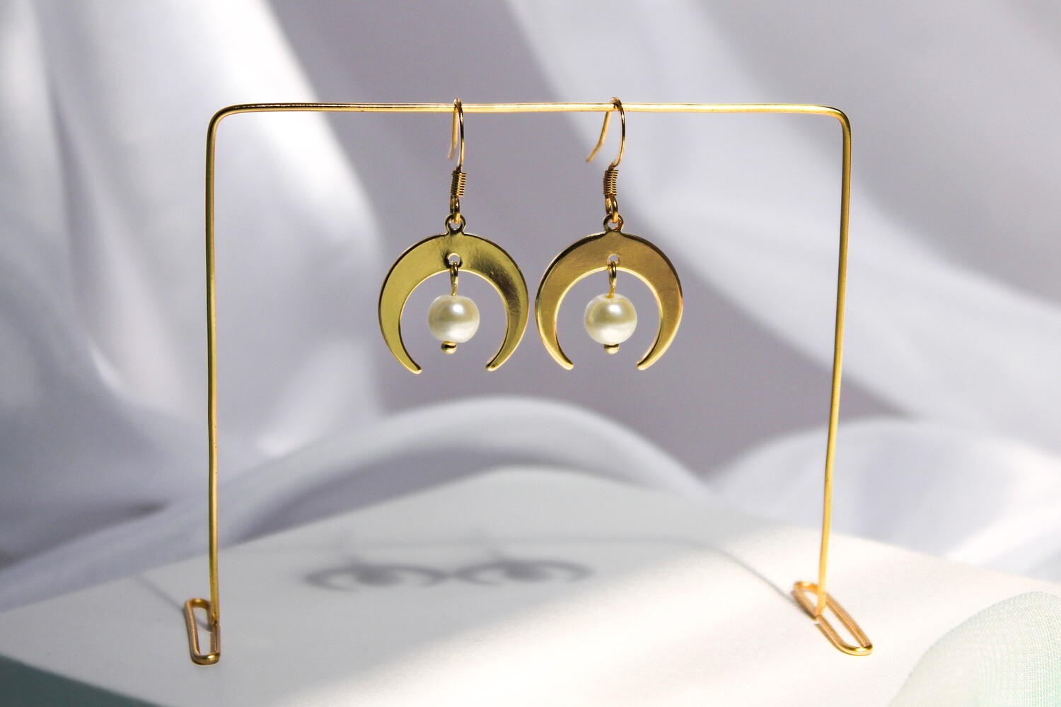 Chang’e Mini Moon Earrings