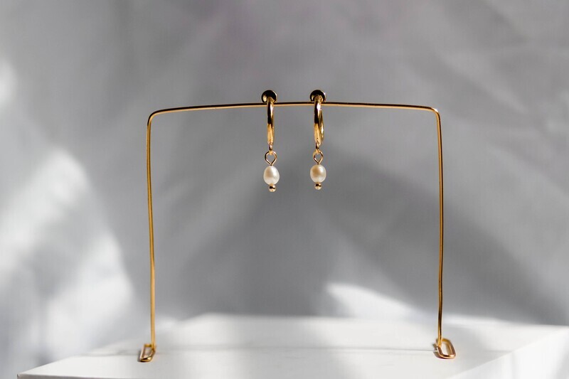 Single Freshwater Pearl Earrings