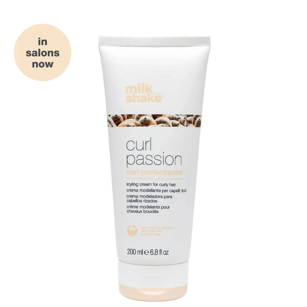 Milk Shake - Curl Passion - Curl Perfectionist Crème Modelante (200ml) Milk Shake - Curl Passion - Curl Perfectionist Crème Modelante (200ml)