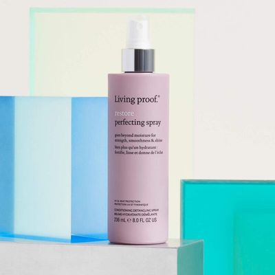 Living Proof - Restore Perfecting Spray Brûme Hydratante Démêlante (236ml)