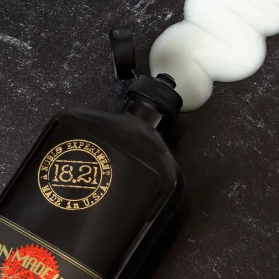 18.21 Man Made - Shampoing 2 en 1 Anti-Pelliculaire Sweet Tobacco 471ml/16oz