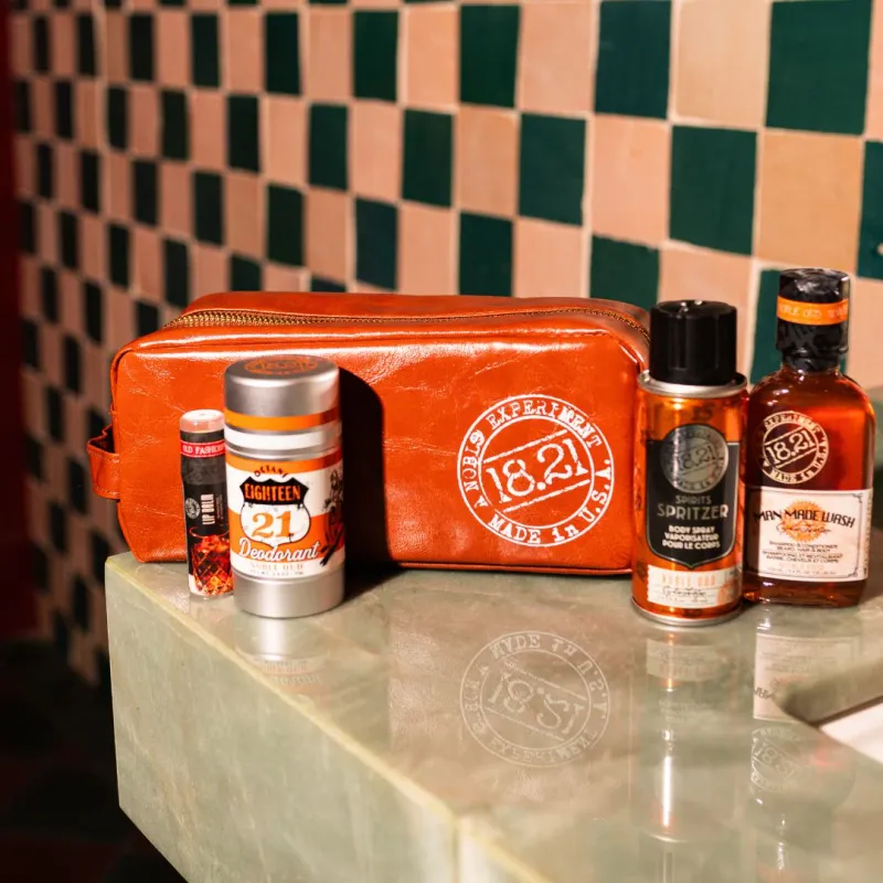 18.21 Man Made - Trousse Voyage Dopp Kit Pouch Noble Oud