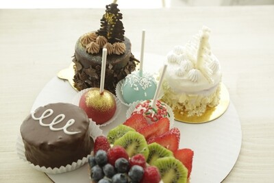 Pastry Gift Box 7 piece