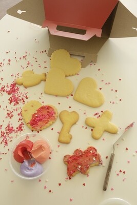 Valentines Decorating Cookie Set