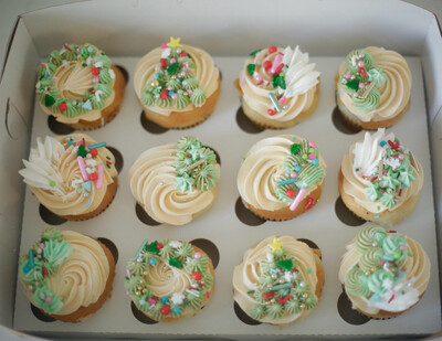 Pastel Christmas Cupcakes
