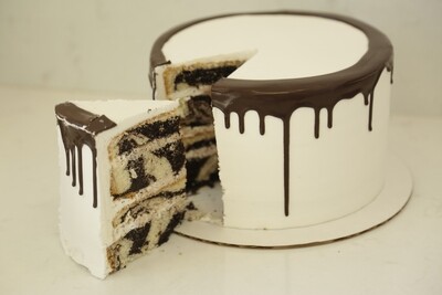 Cookies &amp; Cream Cake