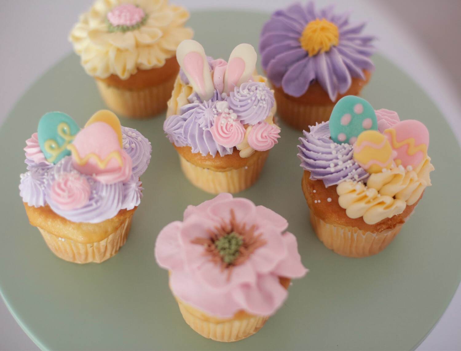 Easter Bunny Floral Cupcake Pack