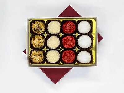 Box of 12 Chocolate Truffles Box of 12 Chocolate Truffles