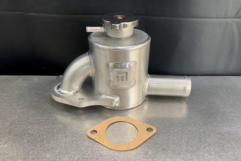MAXSPEC Thermostat Housing Coolant Expansion Tank for Reliant Scimitar