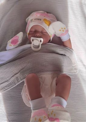 SET Cappellino + guantini + scarpine "CLOUDS"