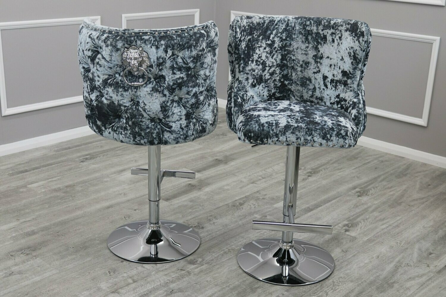 The Johnathan Buttoned Back Lion Knocker Barstool - Crushed Velvet