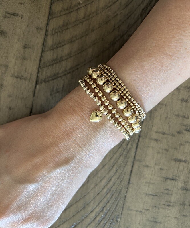 GOLDEN HEART BRACELET