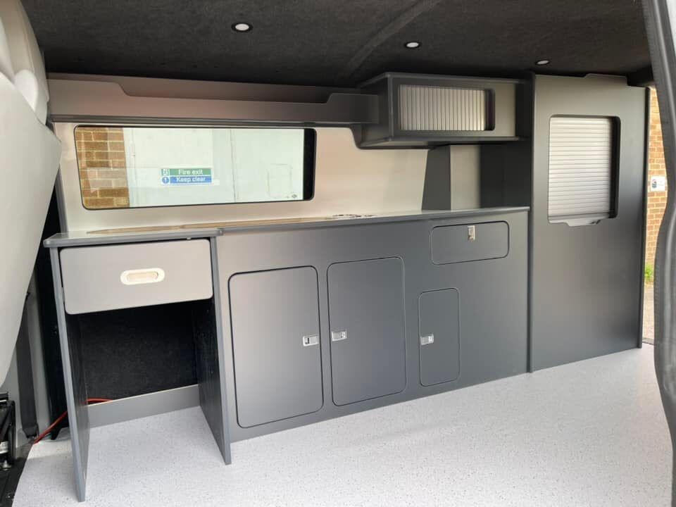VW Transporter T5/T6 LWB Kitchen