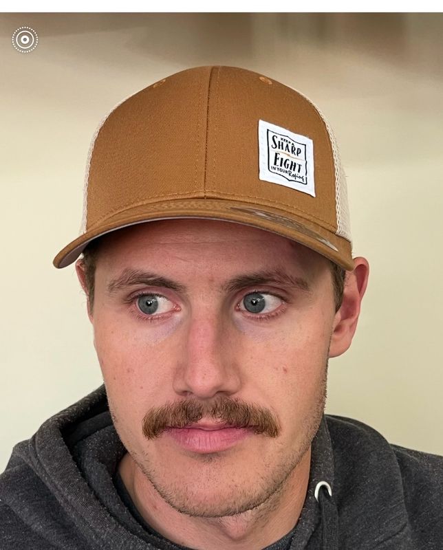 Sharp Eight Hat with woven Patch