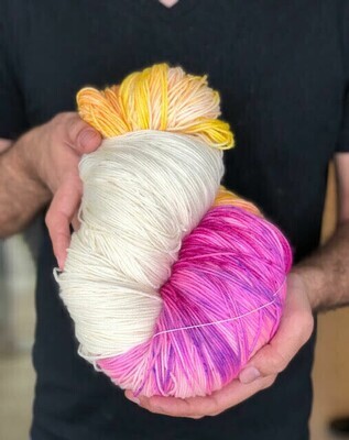 Keith's Orchid 520 - Power Ball Worsted 500 Grams