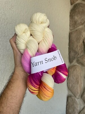 Keith's Orchid - Pooling Yarn - 100 gram Fingering