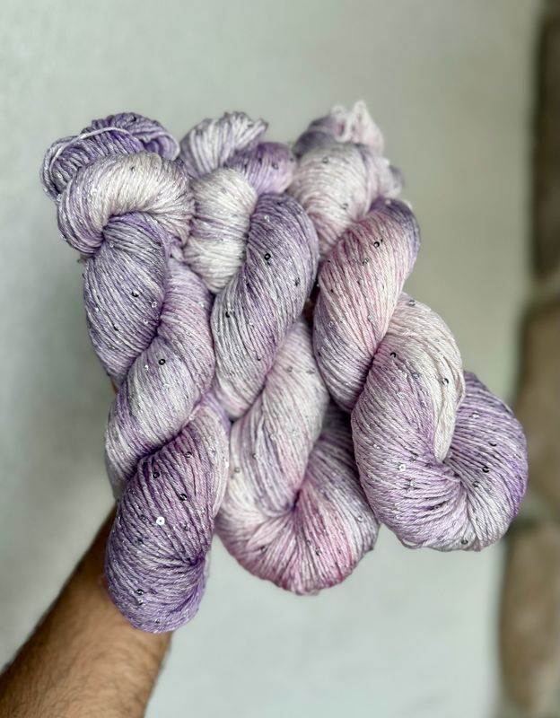 Spotlight - OOOAK VARIABLE. The Final Bow (Pre-Order)