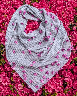 Floral Bouquet Shawl Kit by Xandy Peters