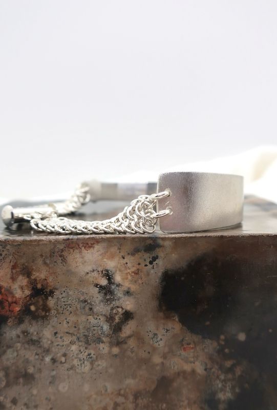 Sølvskje armbånd med brynje