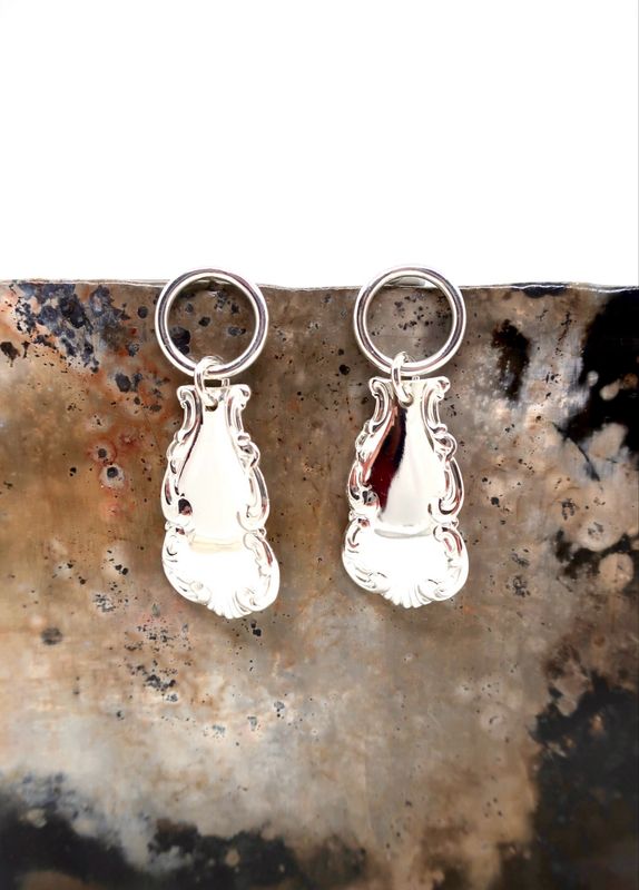 Store sølvbestikk ørepynt 