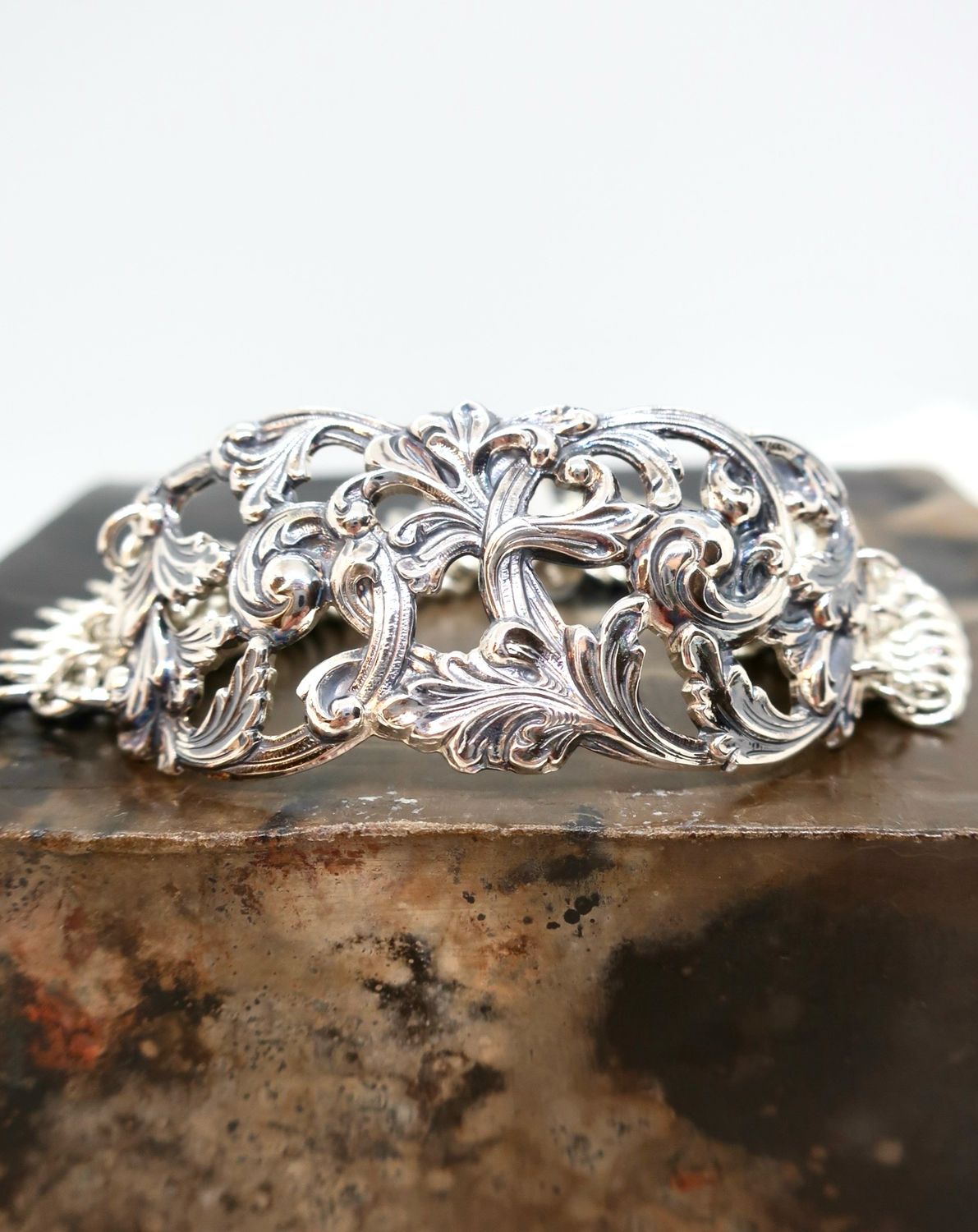 Sølvskje armbånd med brynje