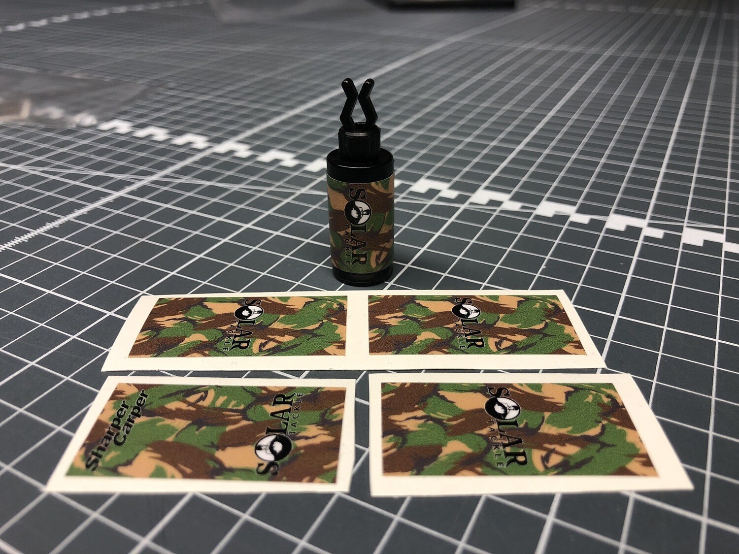 Fluro Camo Bobbin