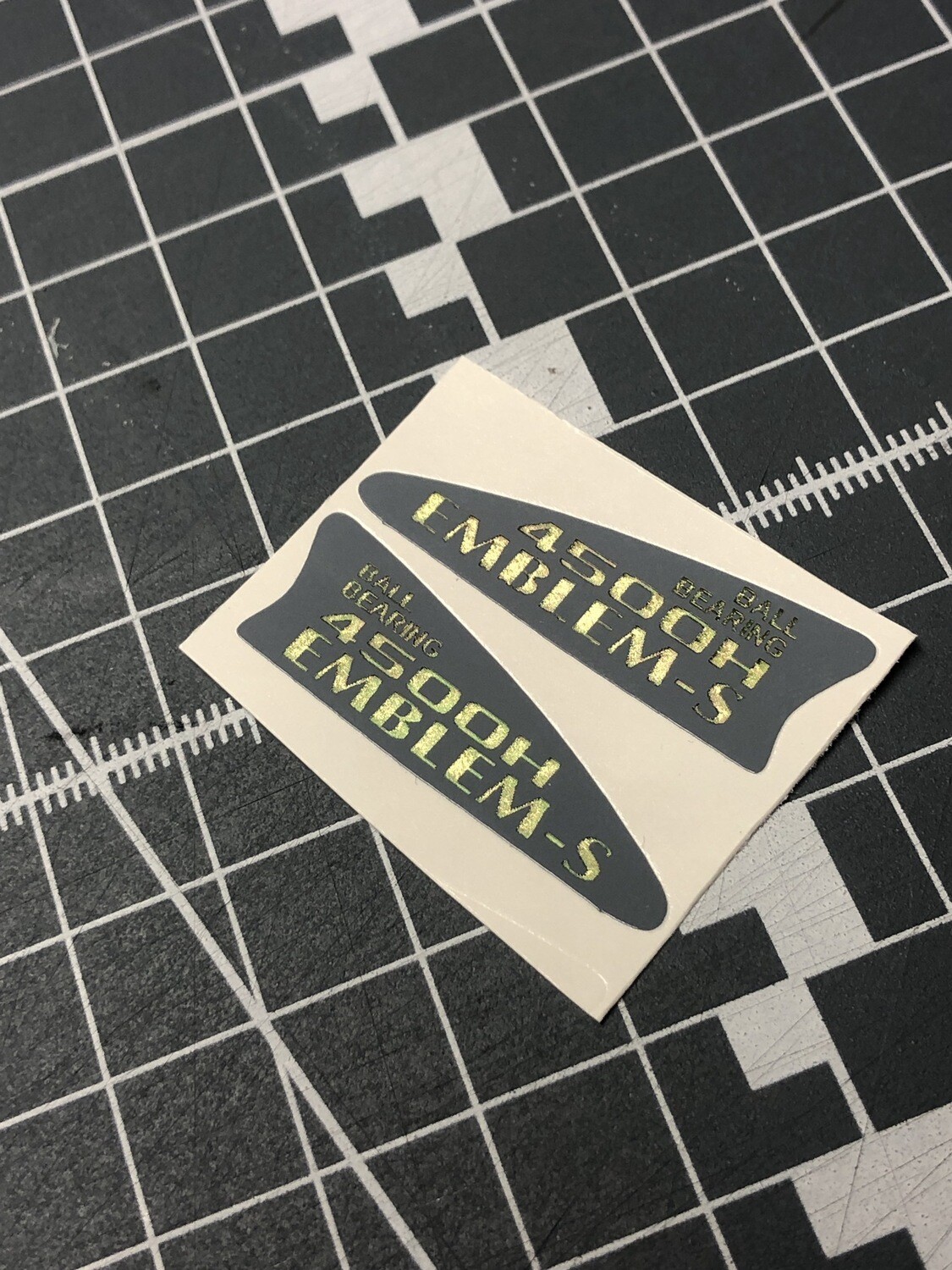 Emblem S - 4500H