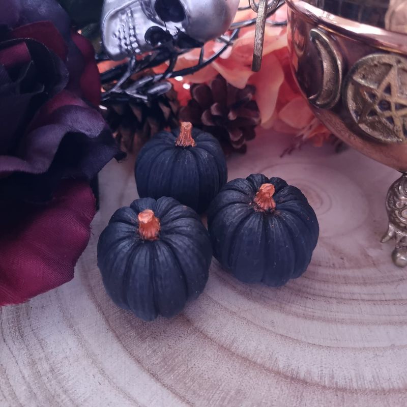 Black Saffron