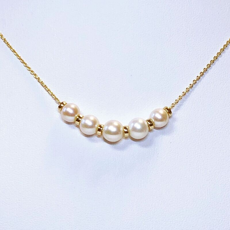 Collier or jaune perles de culture d'eau douce