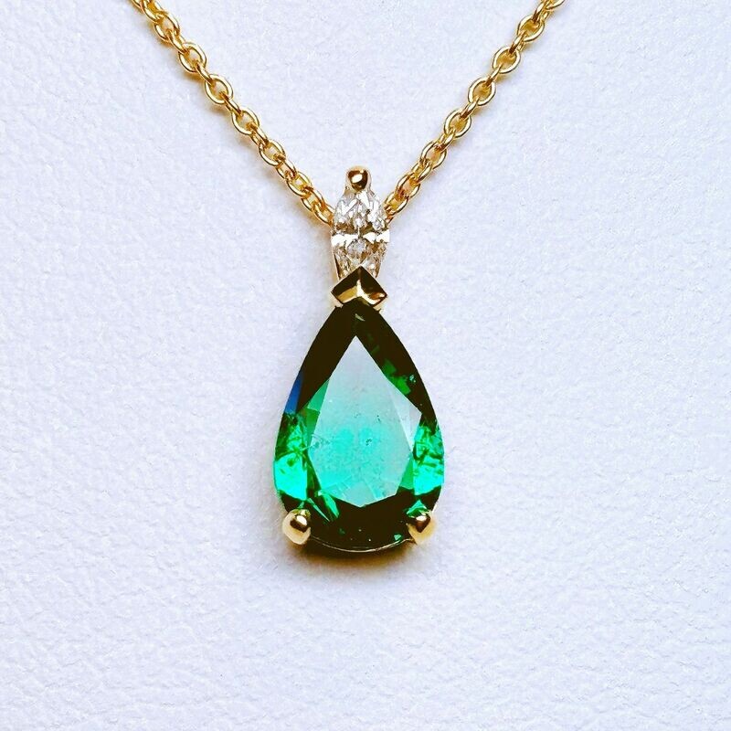 Collier or jaune émeraude et diamants