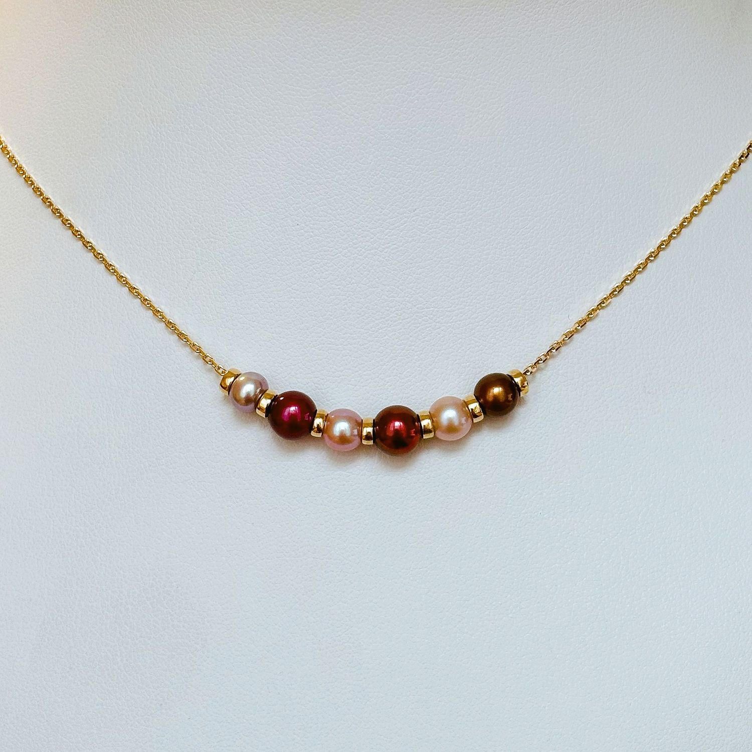 Collier or jaune perles de culture d'eau douce teintées Collier or jaune perles de culture d'eau douce teintées