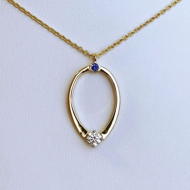 Collier diamant et saphir