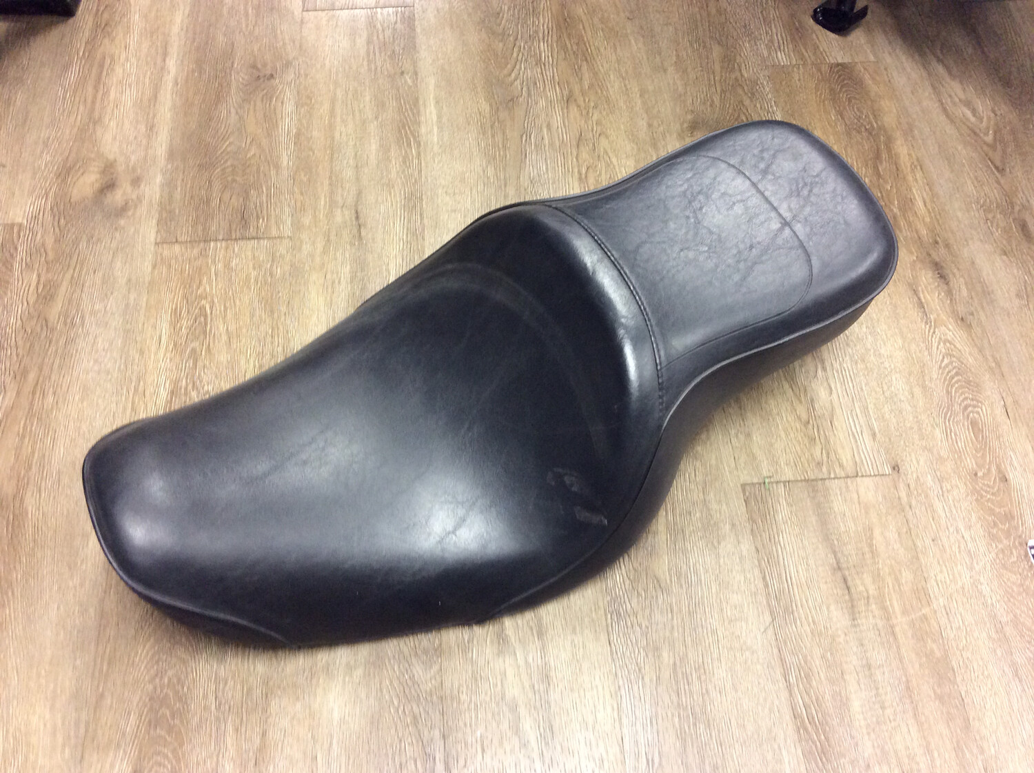 USED: 1999 ~ 2003 Dyna Seat