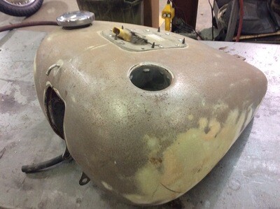 2000-2007 HARLEY DAVIDSON SOFTAIL EFI TANK 61625-01