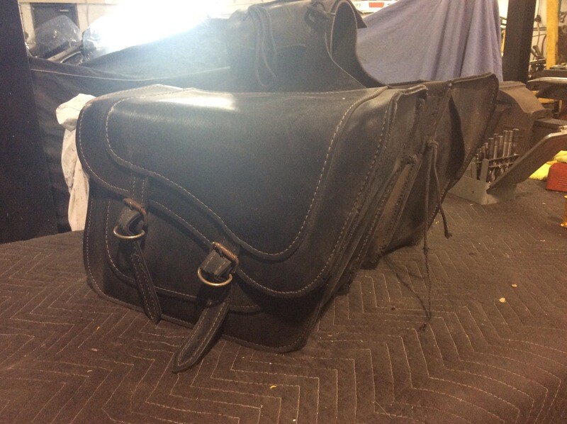 UNIVERSAL THROWOVER SADDLEBAGS