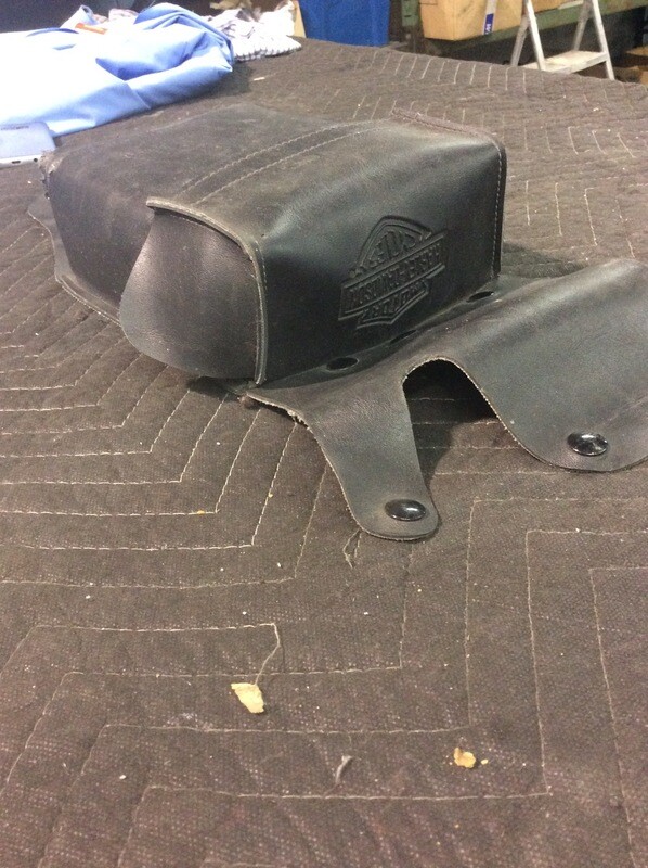 HARLEY Engine Guard Crash Bar TOOL/DOCUMENT POUCH