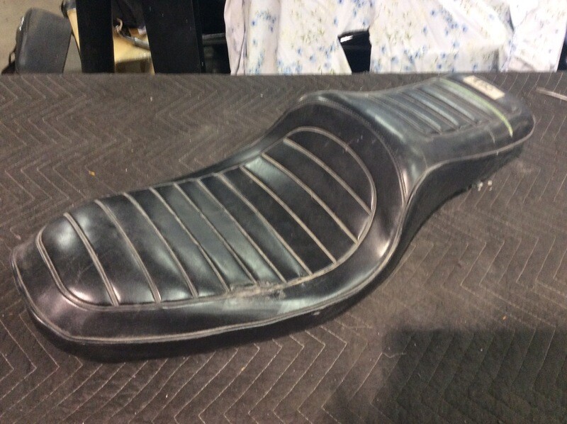 79-81 Genuine Harley Ironhead XL XLH Sportster 1000 Front Passenger Seat Vintage