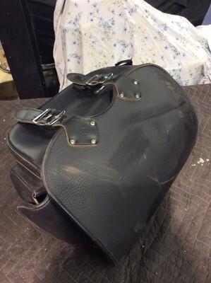 2014 SOFTAIL SLIM R/S ONLY HD SADDLEBAG OEM 90200680