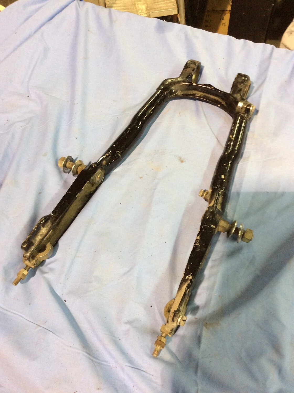 Harley Davidson Ironhead Swingarm 900 1000 XL XLH XLCH K Model 52-78 OEM 47558-52/47610-52 Harley Davidson Ironhead Swingarm 900 1000 XL XLH XLCH K Model 52-78 OEM 47558-52/47610-52